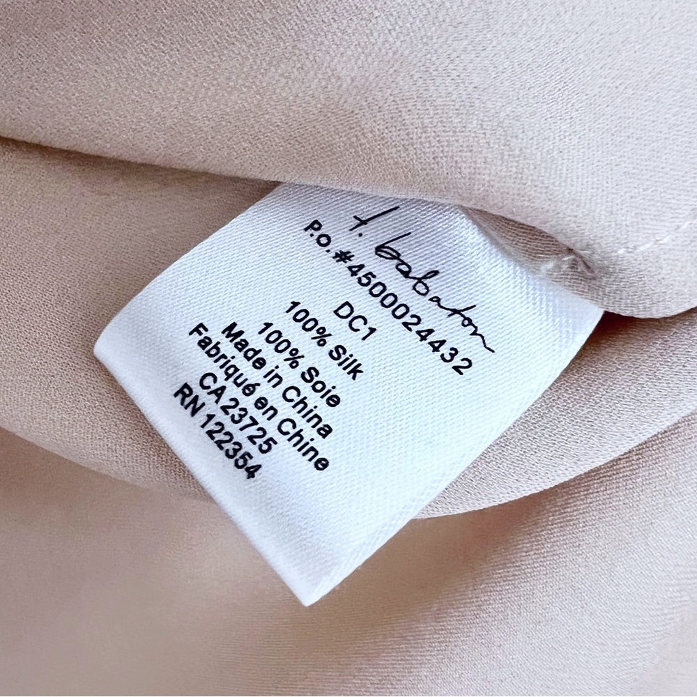 Women’s Aritzia T.babaton silk blouse - Picture 5 of 5